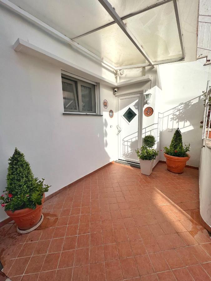 Augusto Capri Apartment Exteriér fotografie